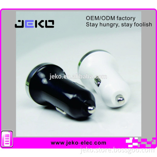 Good quality dual usb car charger LED light up car charger for mobile phone in car using charger